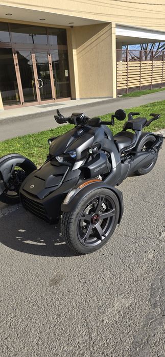 can am spyder 2019
