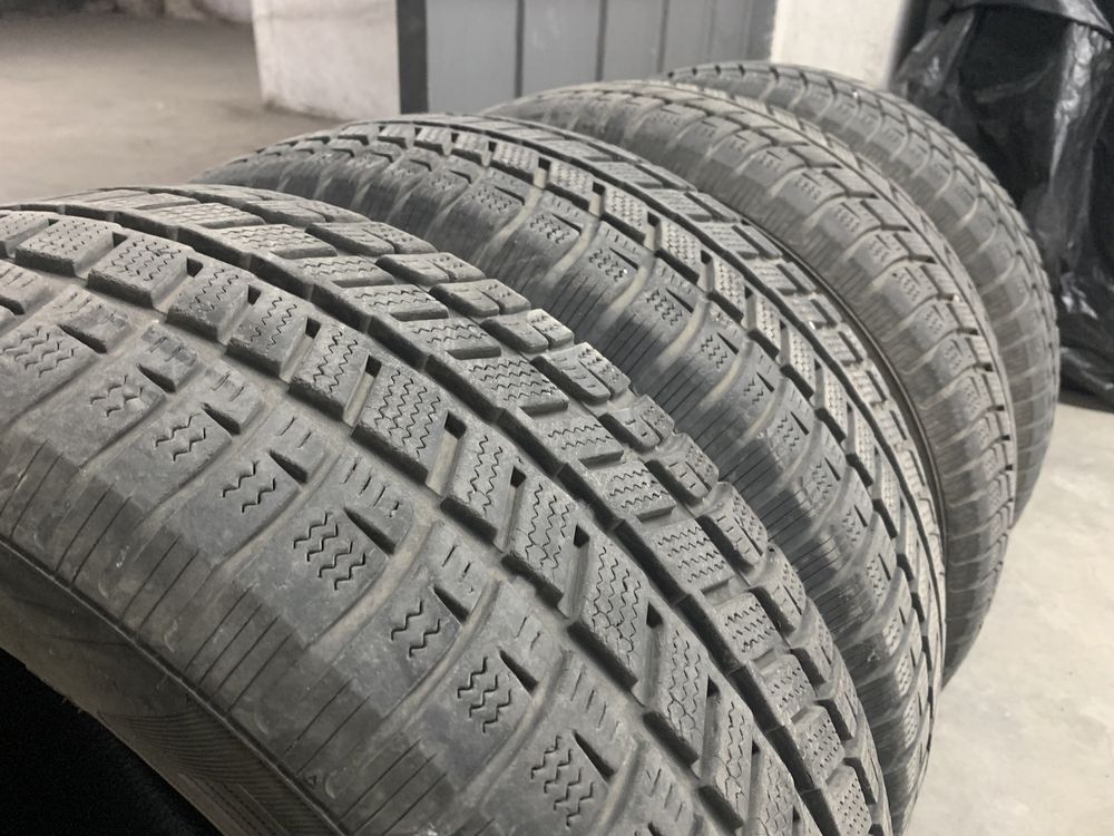 Зимни гуми 205/55R16 - AVON WT7 Snow