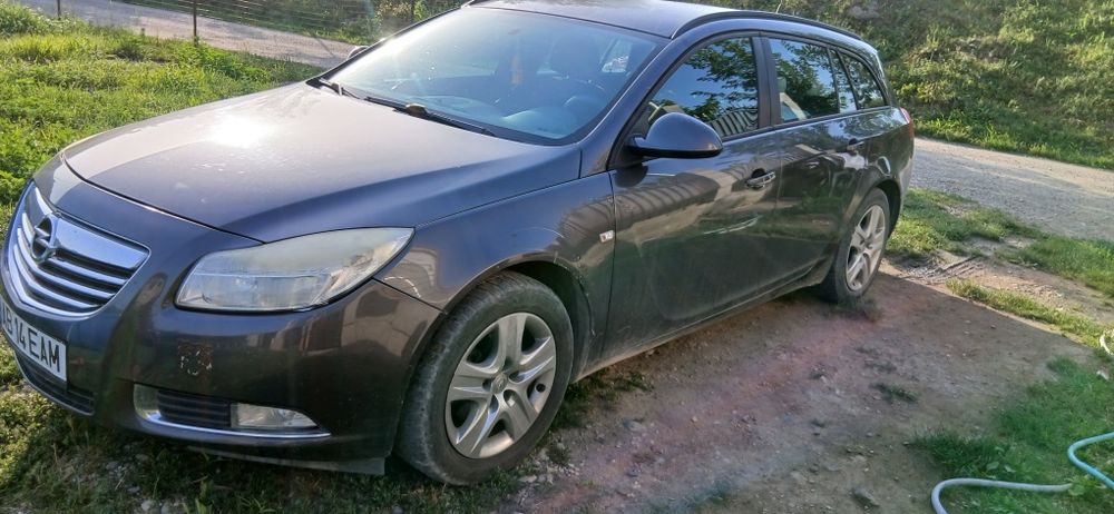 Oferta de  vară Opel insignia  2009 motor 2000 diesel  160 cai