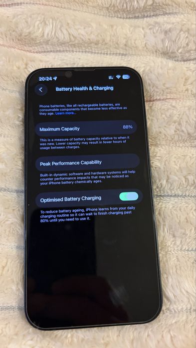 iPhone 13 256 GB 88% батерия