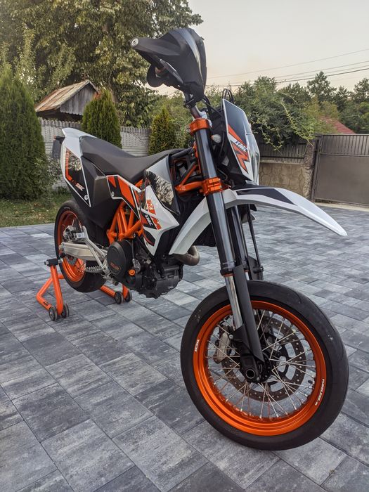 Vând Ktm 690 SmcR