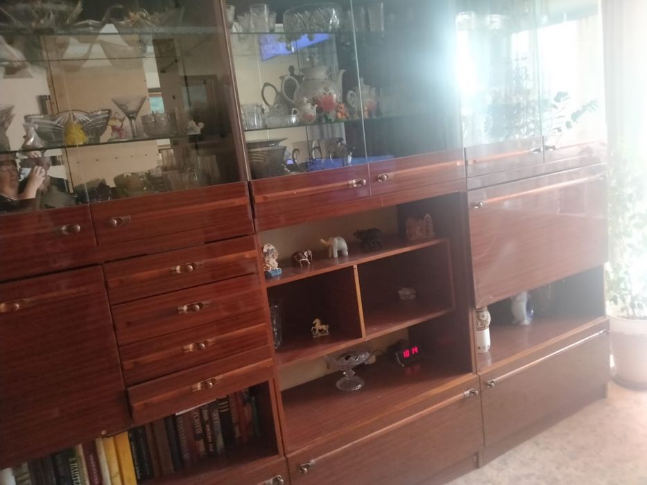 Продаётся стенка