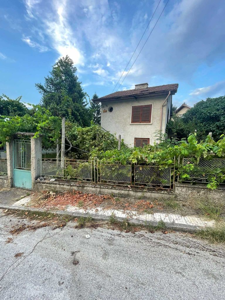 Продава се Къща в Брацигово - 40 кв.м за 925 €/кв.м - Снимка #1