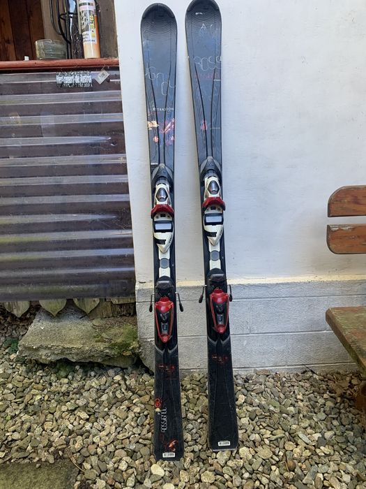 Skiuri Rossignol attraxion 3    146cm