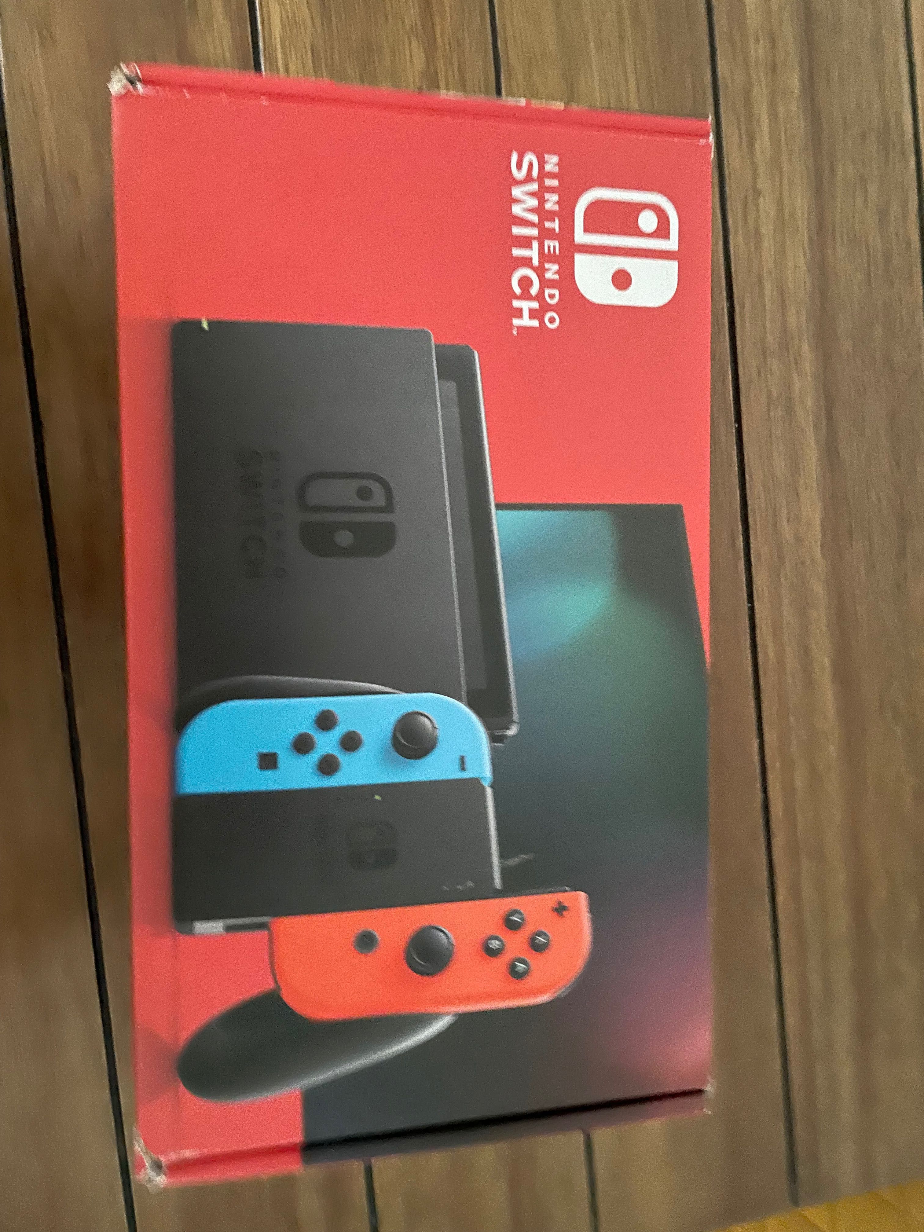 Nintendo Switch  funcționează perfect
