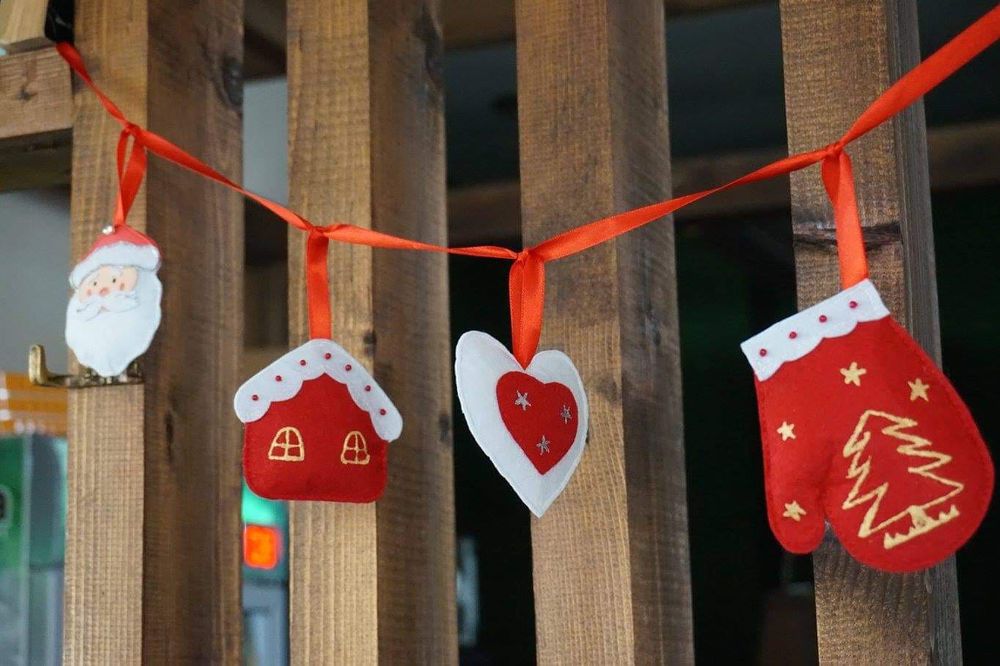 Коледни декорации