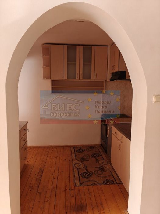 Продава се Къща в с. Селищен дол, Област Перник - 313 кв.м за 528 €/кв.м - Снимка #5