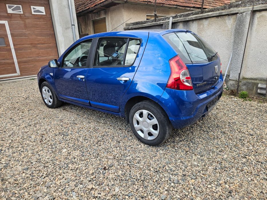 Dacia Logan mcv 2011 special 1.5 dci euro 5 Climă