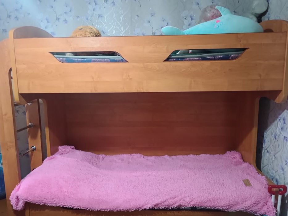 двух яростная кровать 1.5ка