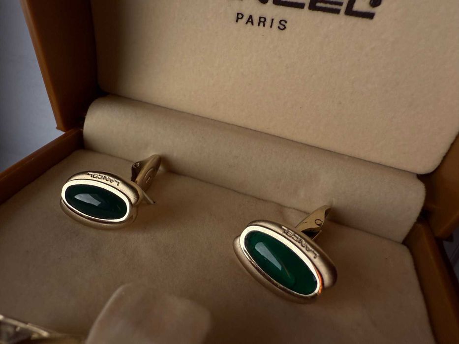 Set accesorii de lux - Butoni si ac pentru cravata