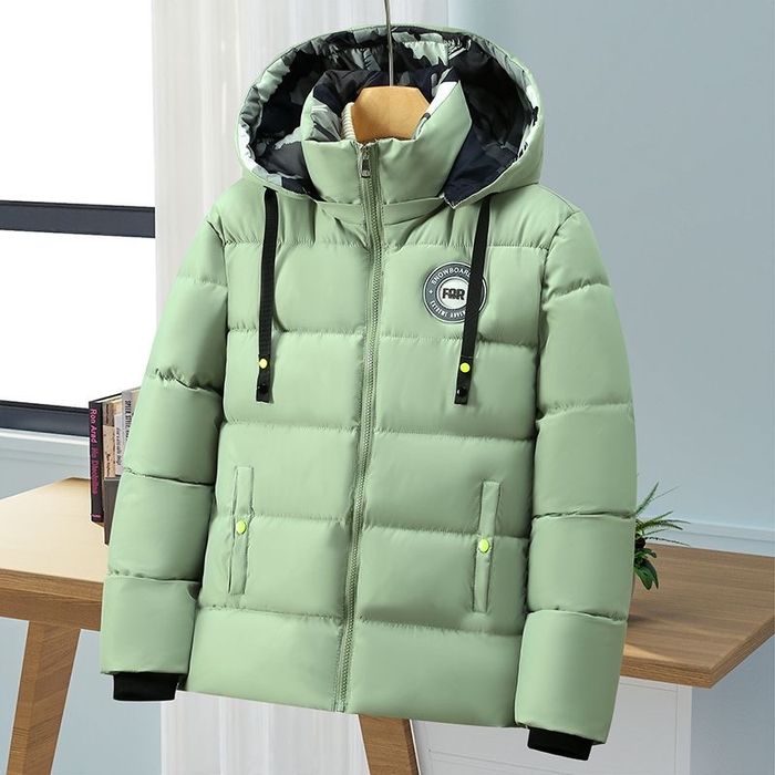 Qishgi bollar va qizla uchun kurtkalar sifati bombaa