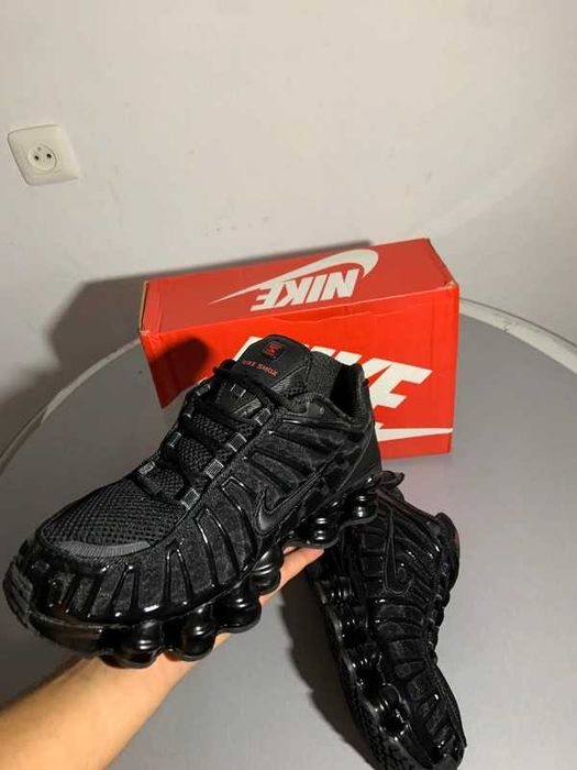 Nike Shox TL Black Max Orange EU41