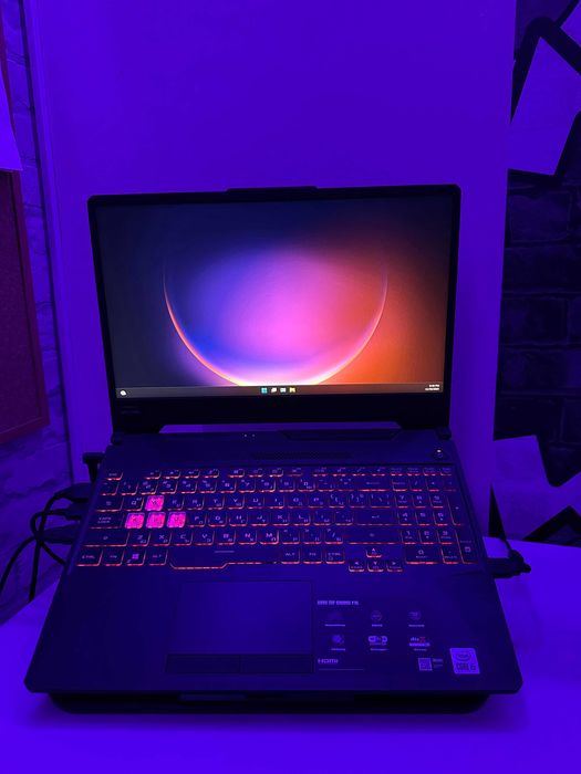 Геймърски лаптоп ASUS TUF F15 FX506L
