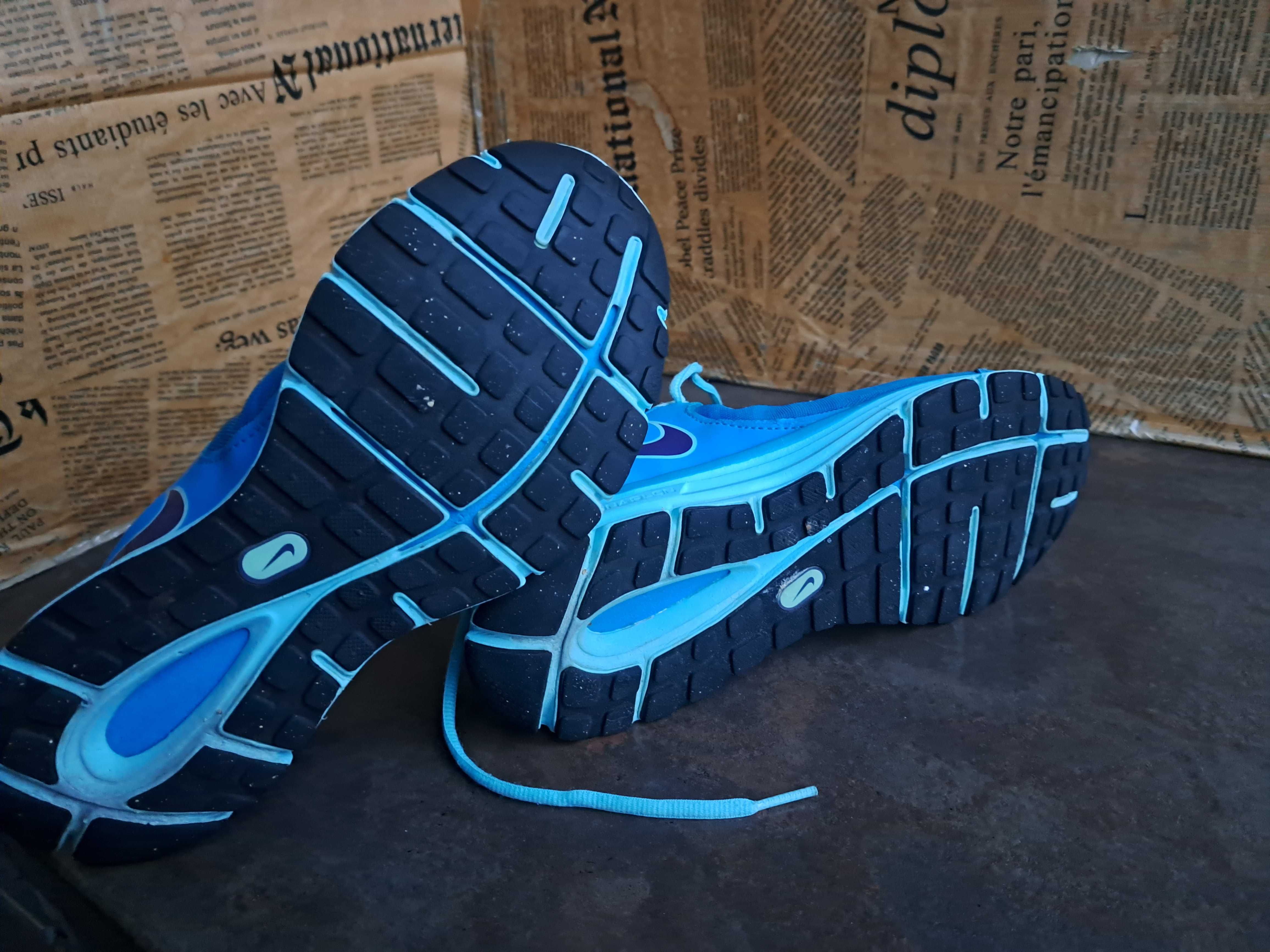 маратонки за момче,момиче кецове,спортни обувки Nike,найк,номер 38