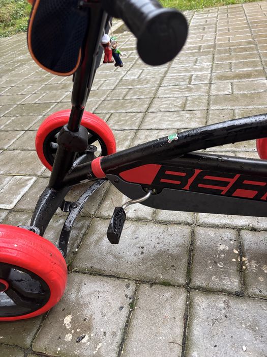Cart cu bedale Berg