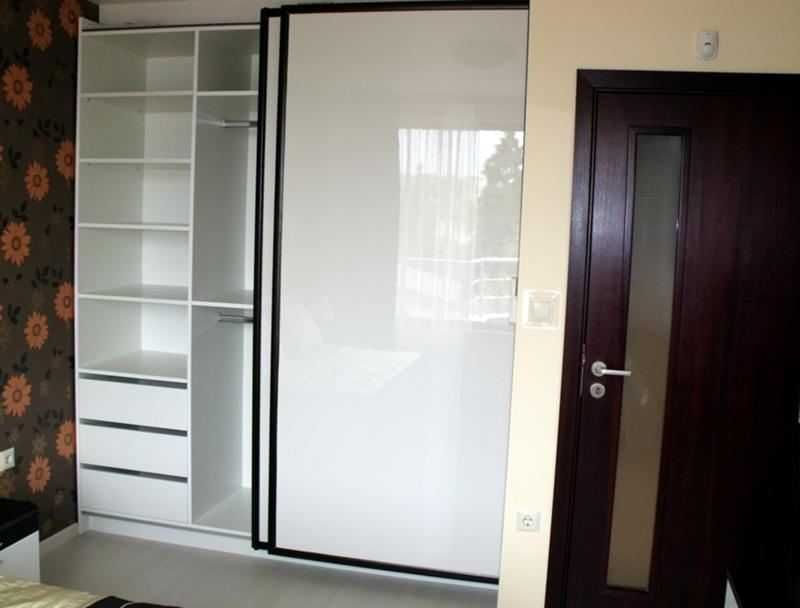 Дава се под наем Тристаен апартамент в София, Оборище - 105 кв.м за 540.6 € - Снимка #5