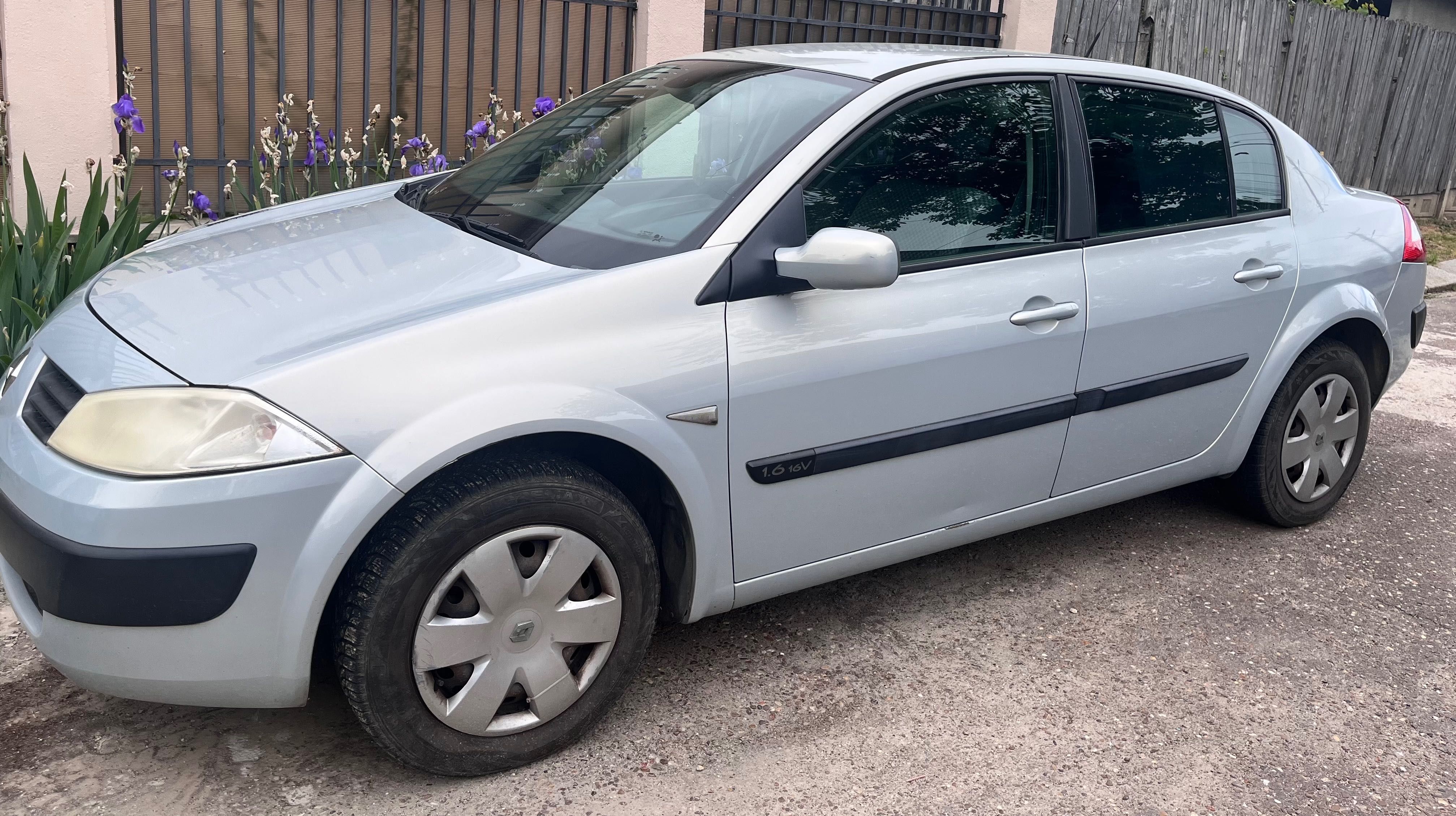 Vand Renault Megane II 206.403 km

5.000 lei 
Prețul e negociabil
