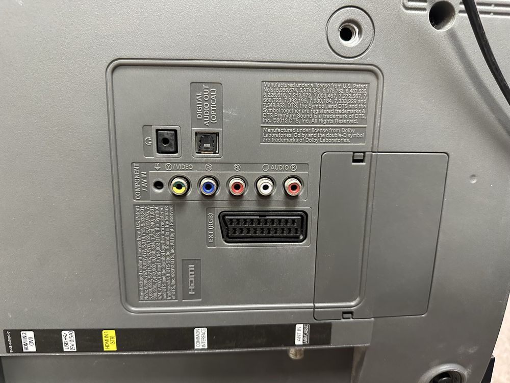 LED телевизор Samsung UE32F4000AW