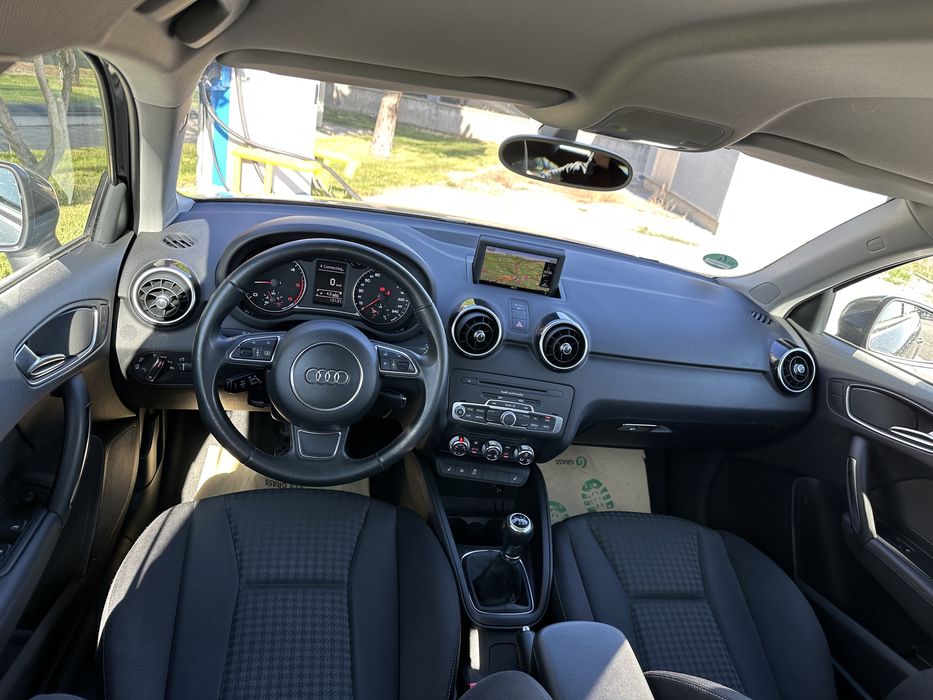 Audi A1 168.000km Bi-xenon+Led Navigatie 1.6 TDI 90(cp)