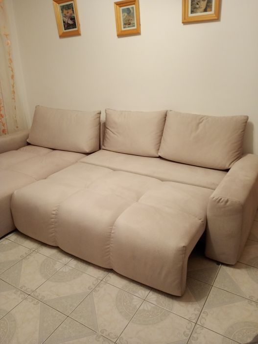 Vând colțar extensibil