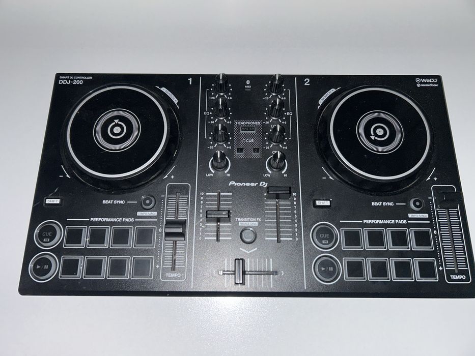 Пульт Pioner dj    DDJ 200