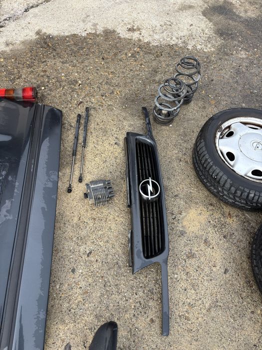 Opel Astra астра Стартер Алтернатор бобина фар седалка Джанти гуми