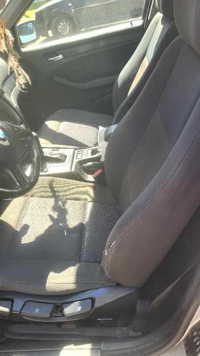 Vind bmw320 pentru piese in stare de funcționare!