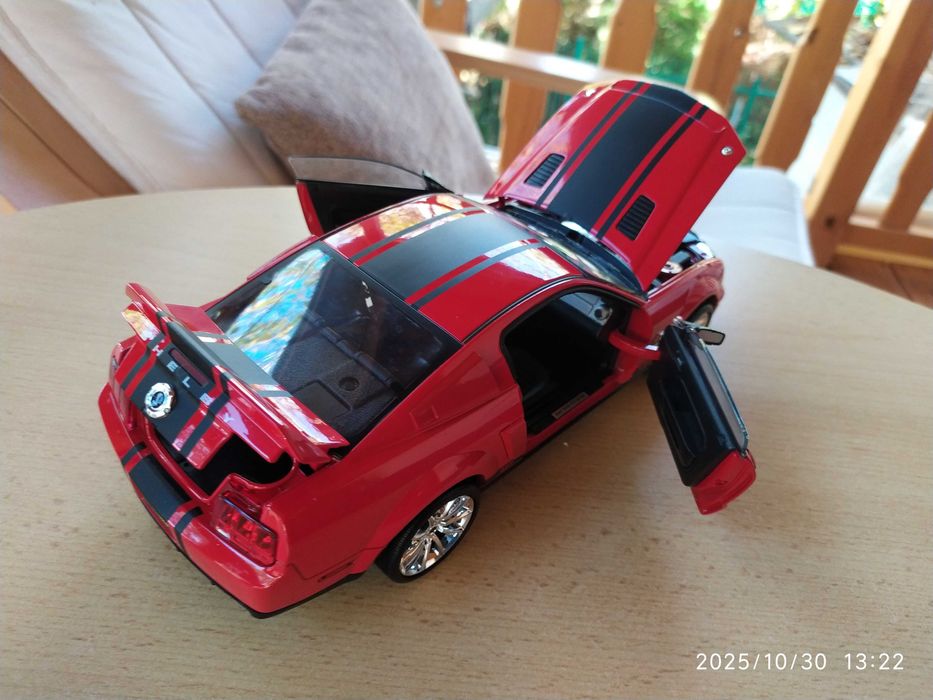 1:18 Метален модел на Ford USA - Shelby MUSTANG 427 GT500 Super Snake