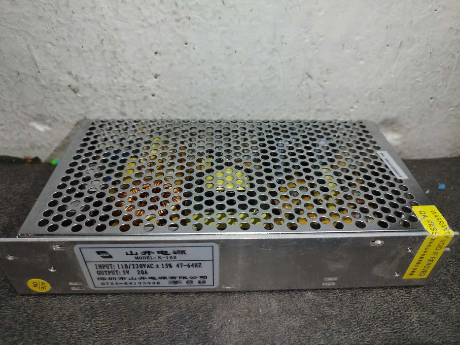 Diferite modele sursa comutatie 5 si 12 Volti