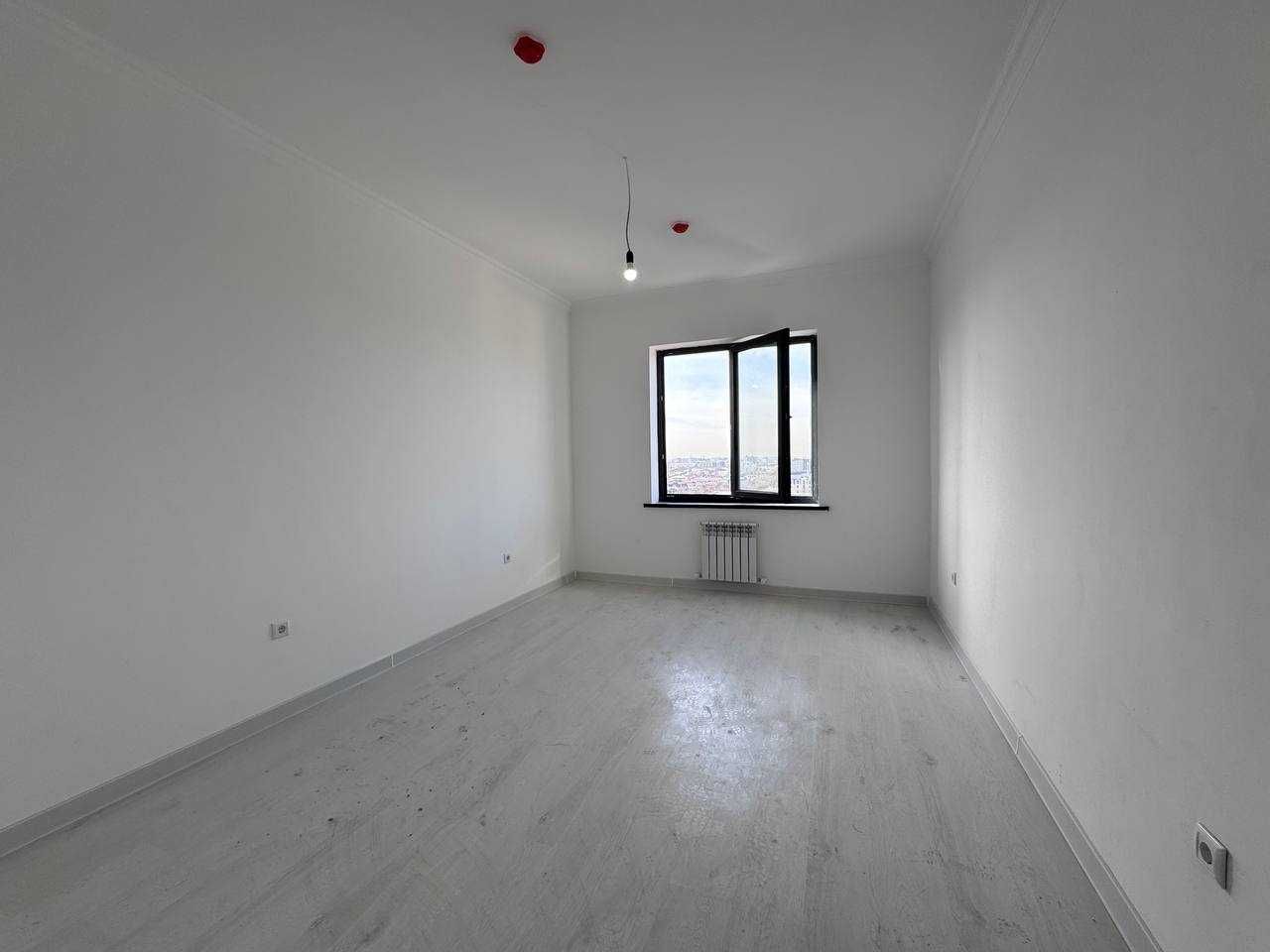 Yangi uyda kvartira 3/12/16, ta'mirlangan, shahar markazi=