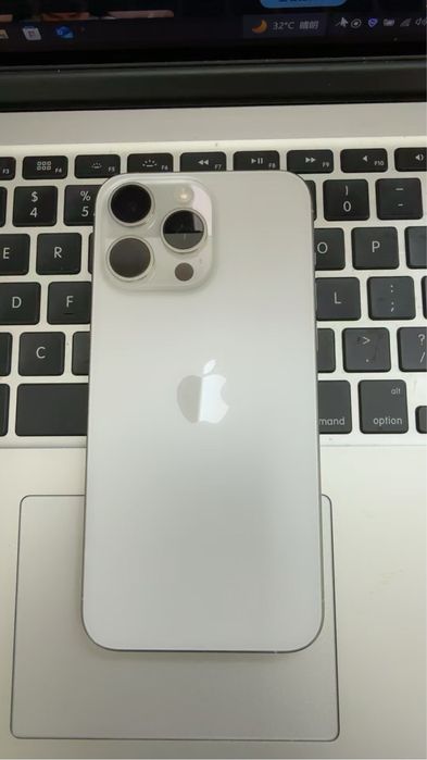 Iphone 15ProMax 256G 89% Titan