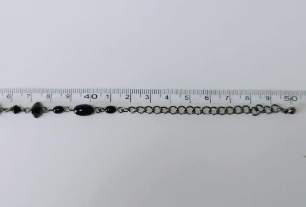 Vechi colier lant cu margele negre