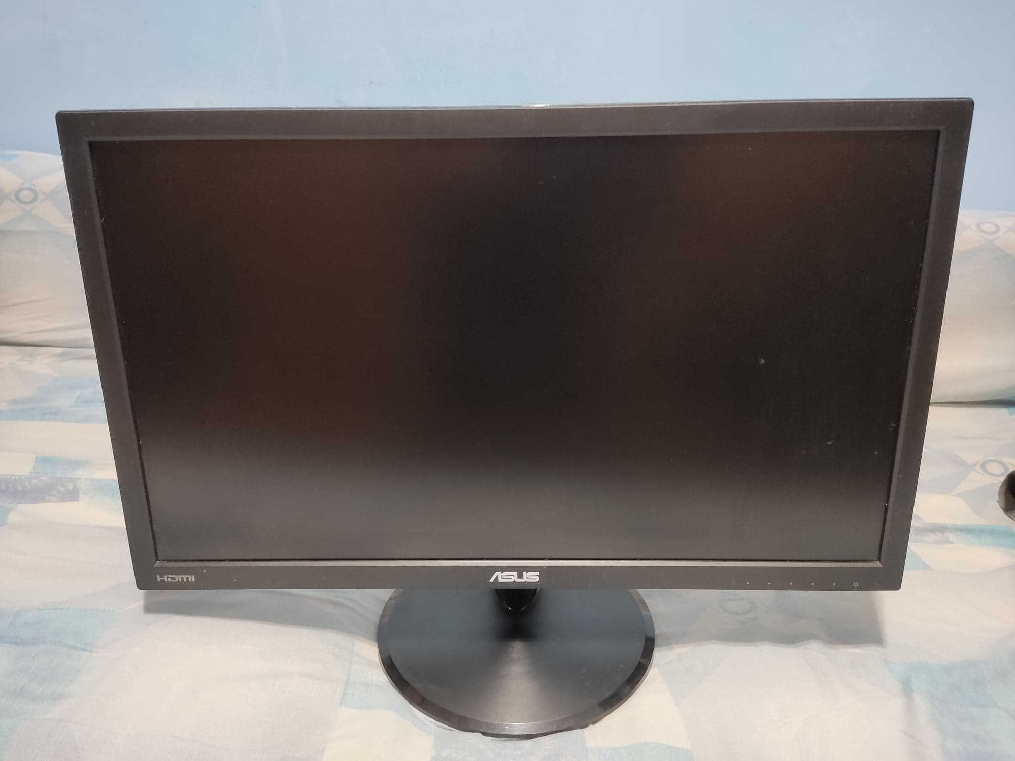 Monitor 21.5″ ASUS VP220H