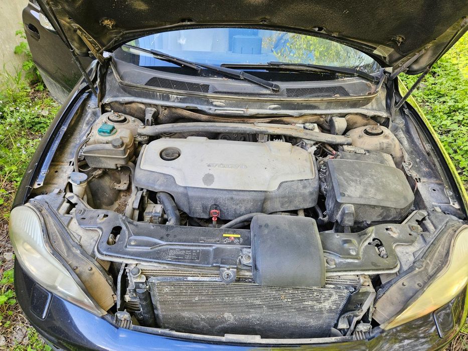 На части Волво Volvo XC90 2.4 D3 2007