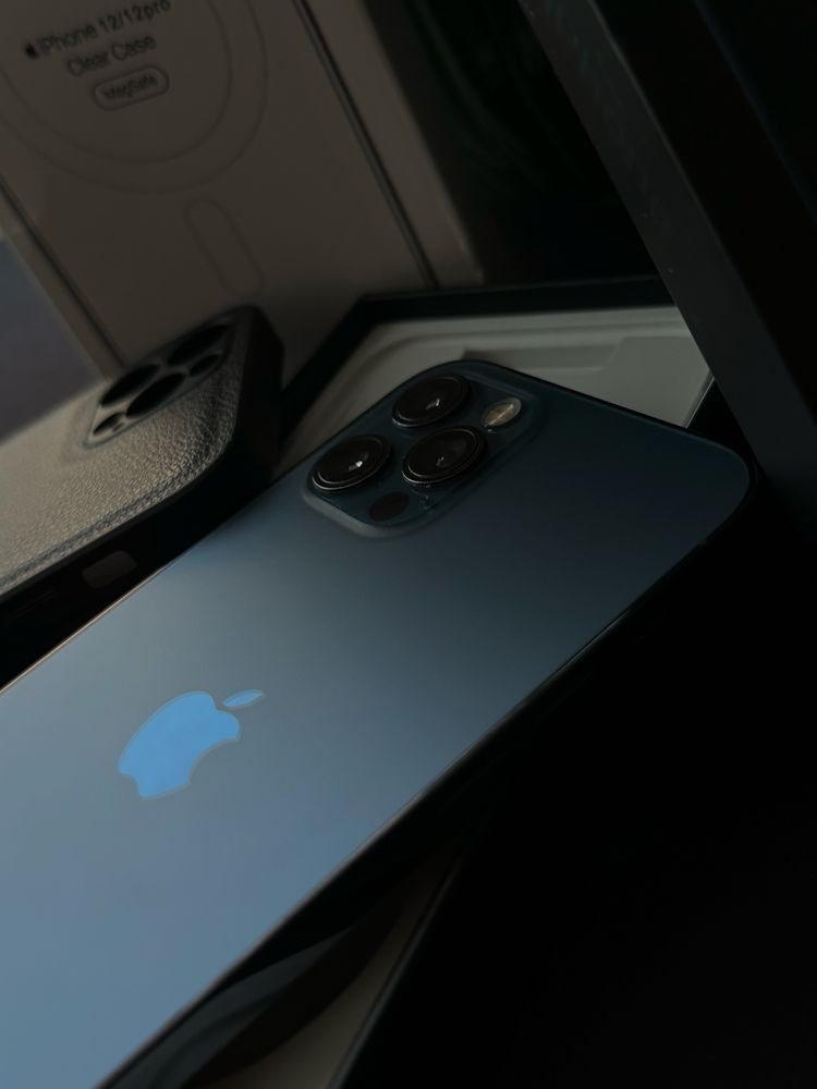 Apple iPhone 12 Pro 128GB - Pacific Blue