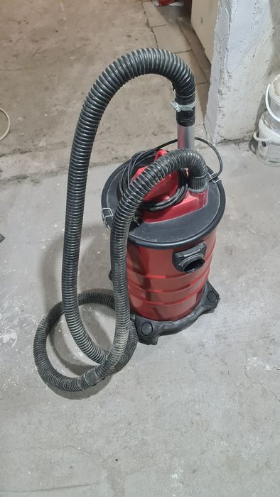 Прахосмукачка за пепел