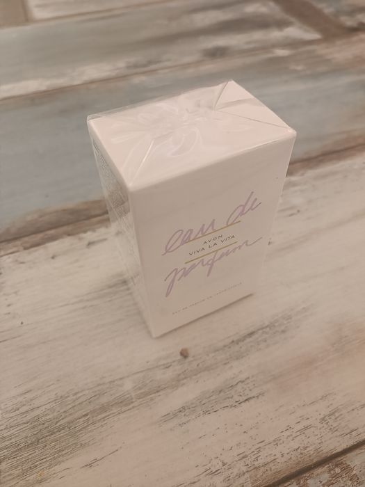 Парфюм   от  AVON