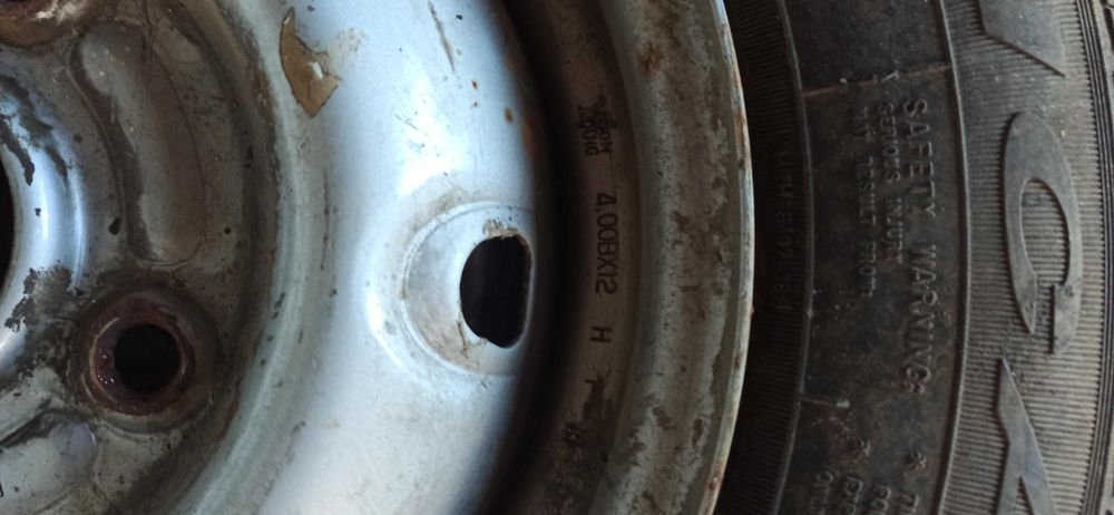 cauciucuri+jante 135/80/R12