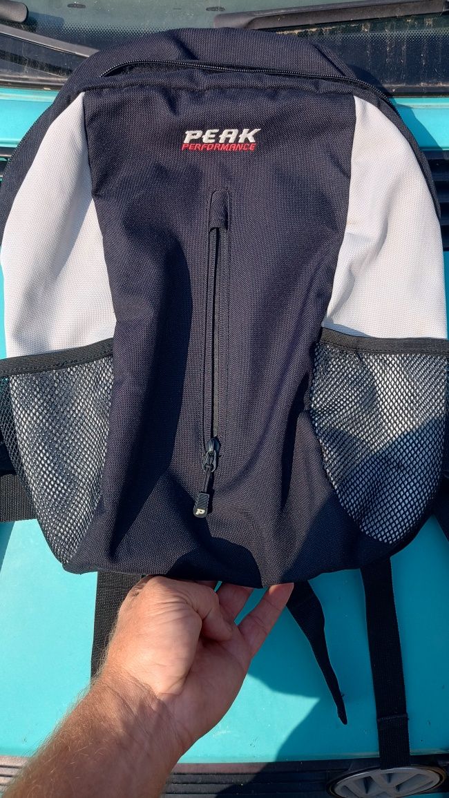 Rucsac Peak Performance negru