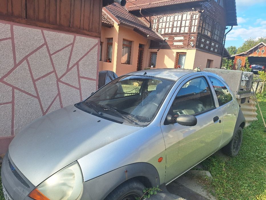 De vinzare Ford ka 2002  pret 1500lei