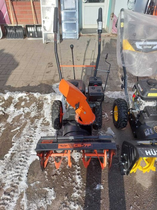 Снегоуборщик с годовой гарантией