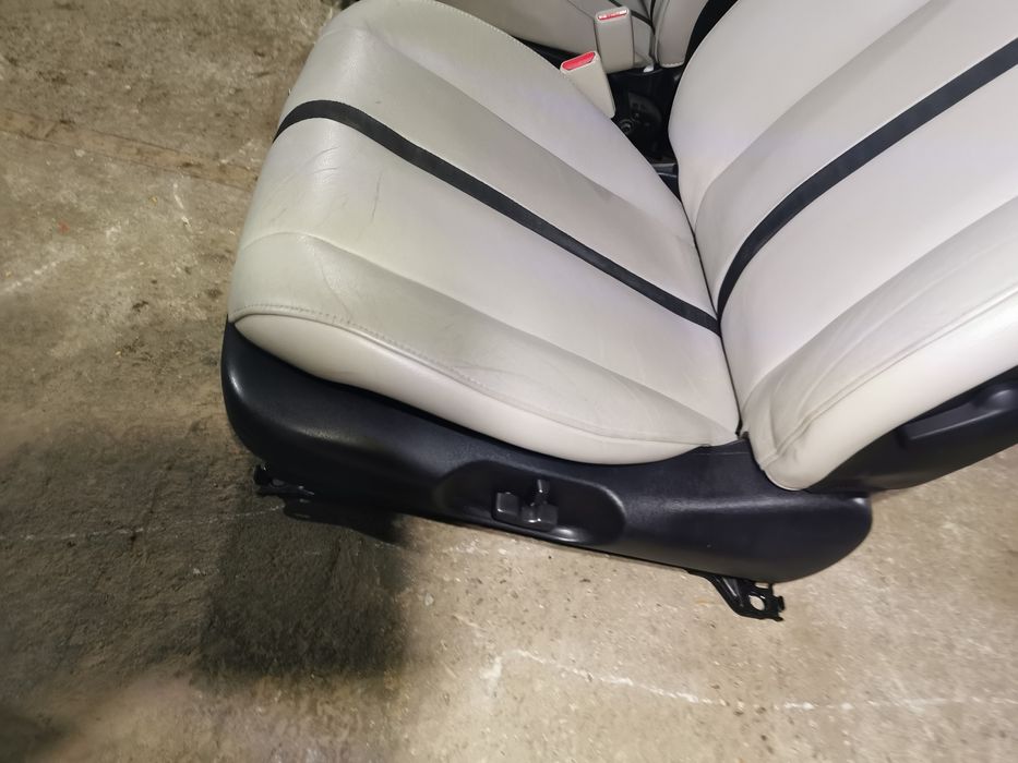 Scaune fata Mazda cx-7 2008 piele albe