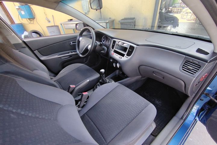 Piese Kia Rio a 2-a generatie