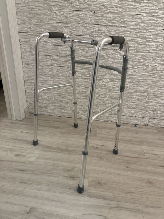 Ходунки для взрослых