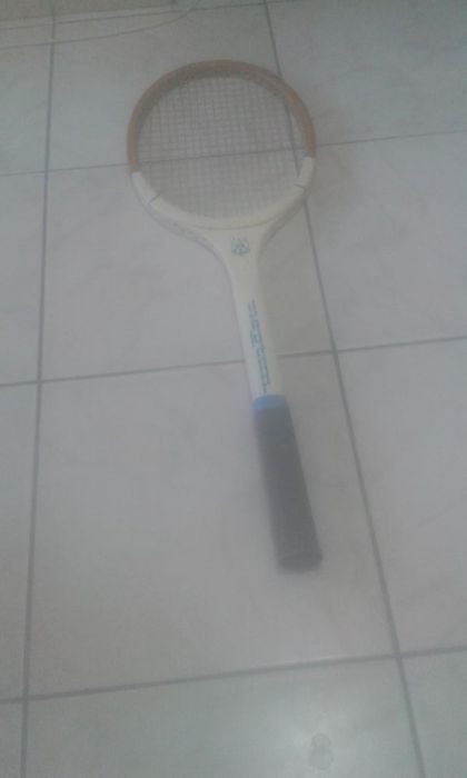 racheta tenis Neptun