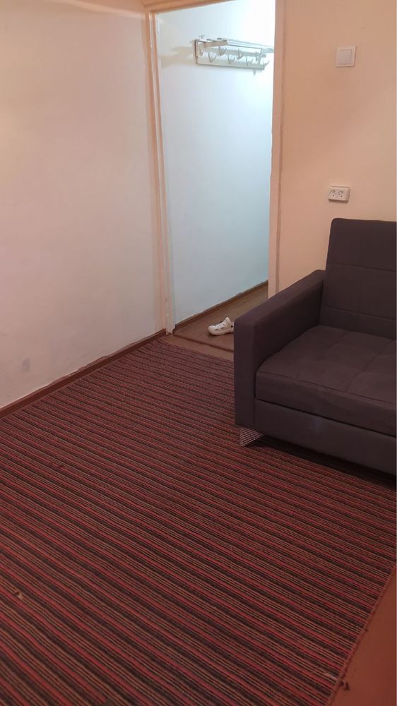 Bodomzorda 1 xonali kvartira studentlayam qoyiladi
