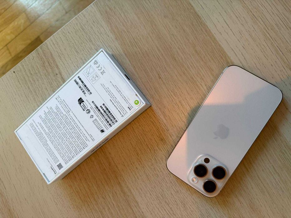 iPhone 16 PRO, 256 GB, Desert Titanium, 100% Battery Health, Garantie