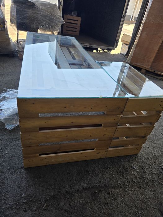 Стол ручной работы