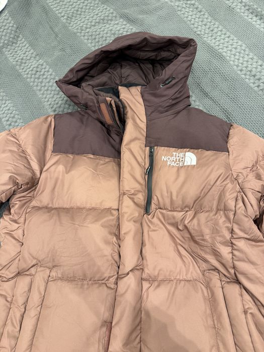 Продам новый пуховик 35 000 тенге