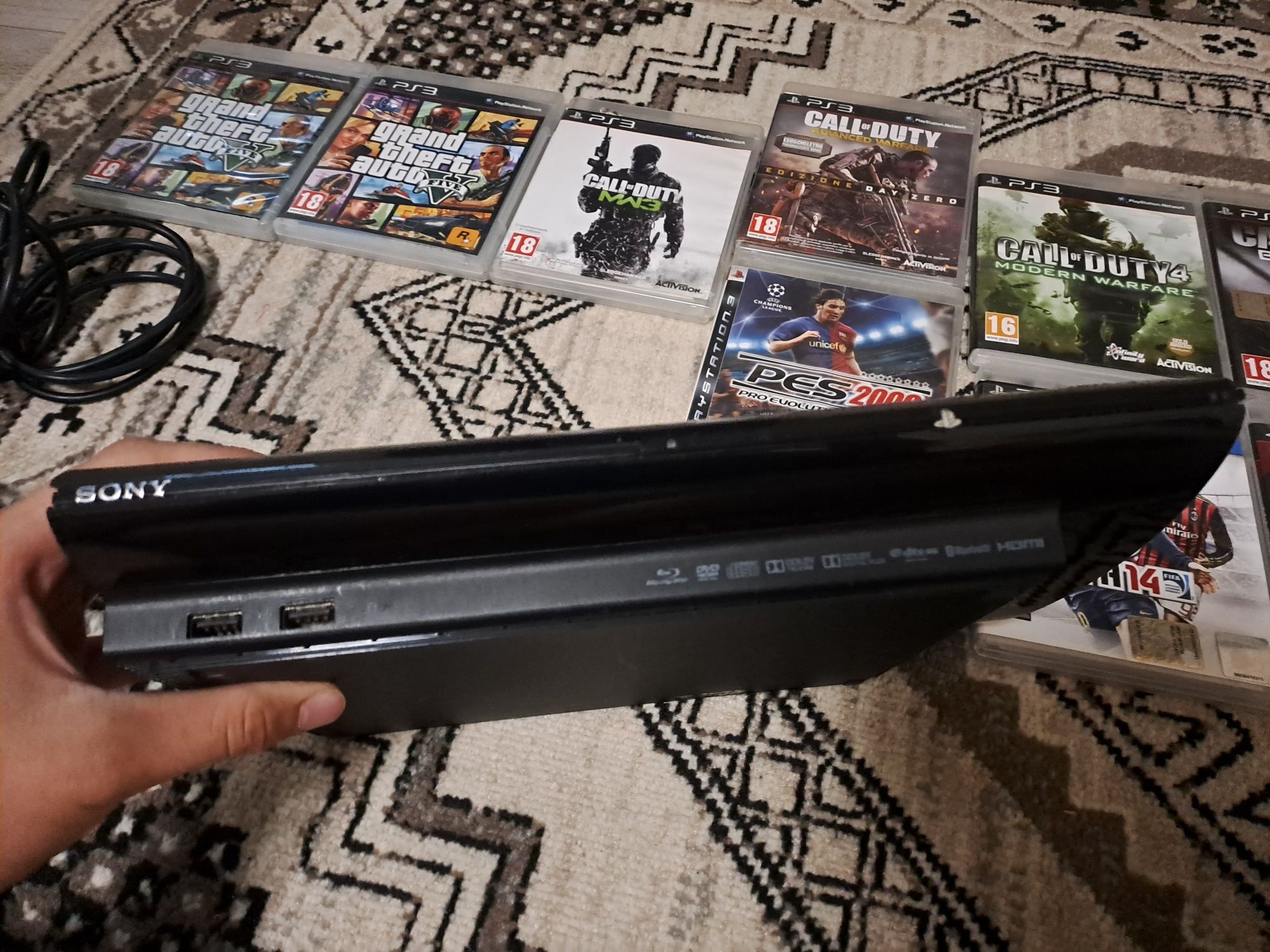 Vând ps3 modificat